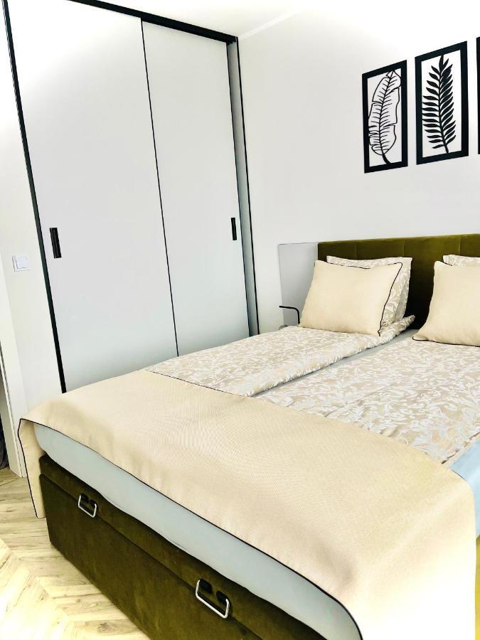 Apartcentrum-Charlotte -Parking-Air Conditioning Boleslawiec  Luaran gambar