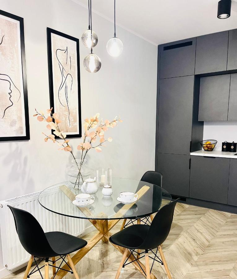 Apartcentrum-Charlotte -Parking-Air Conditioning Boleslawiec  Luaran gambar
